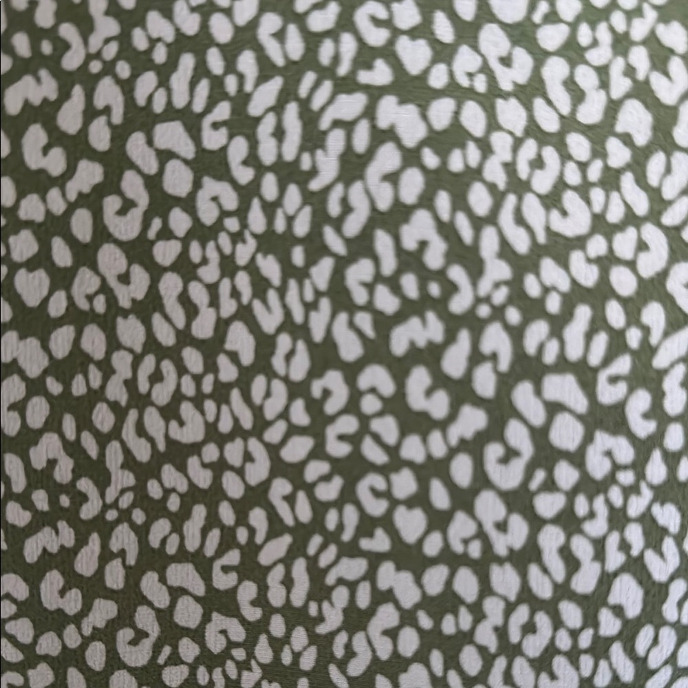 SHEIN Green Short Sleeve Blouse - Picture 4 of 4